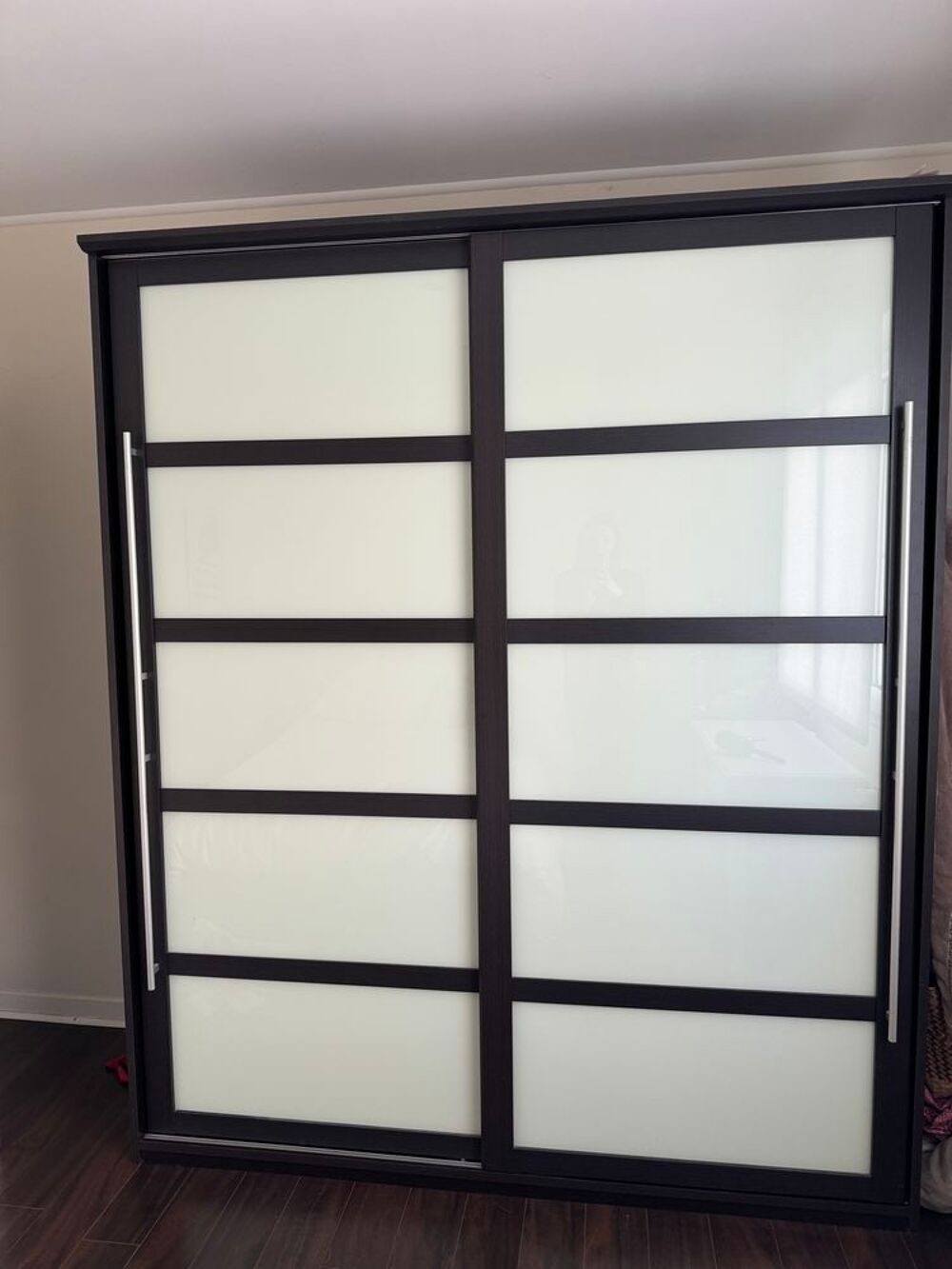 Armoire portes coulissantes Meubles