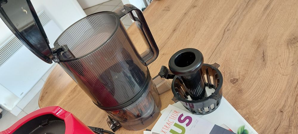 EXTRACTEUR DE JUS VERTICAL H200 - ROUGE - HUROM Cuisine