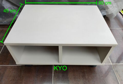 Table basse mobile rectangulaire sur roulettes, bois blanc 13 Foncine-le-Haut (39)