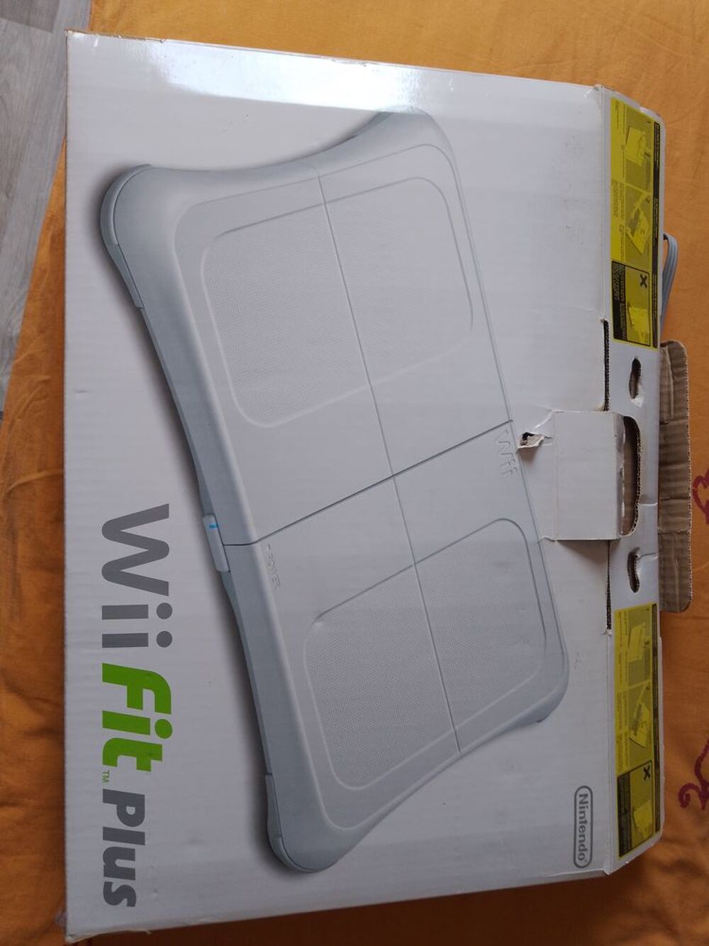 Wii Fit plus Consoles et jeux vidéos