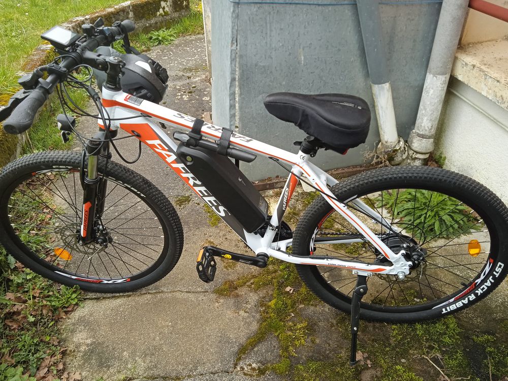 VTC quasiment neuf Vélos