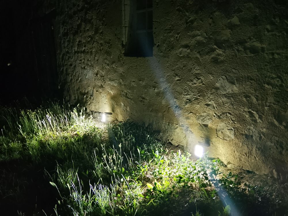 Spot a Piquer Led Solaire 10 watts Jardin