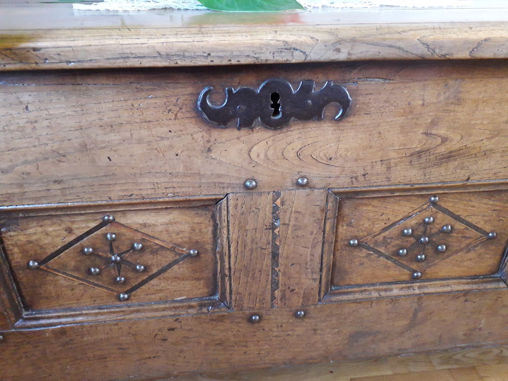 coffre breton Meubles