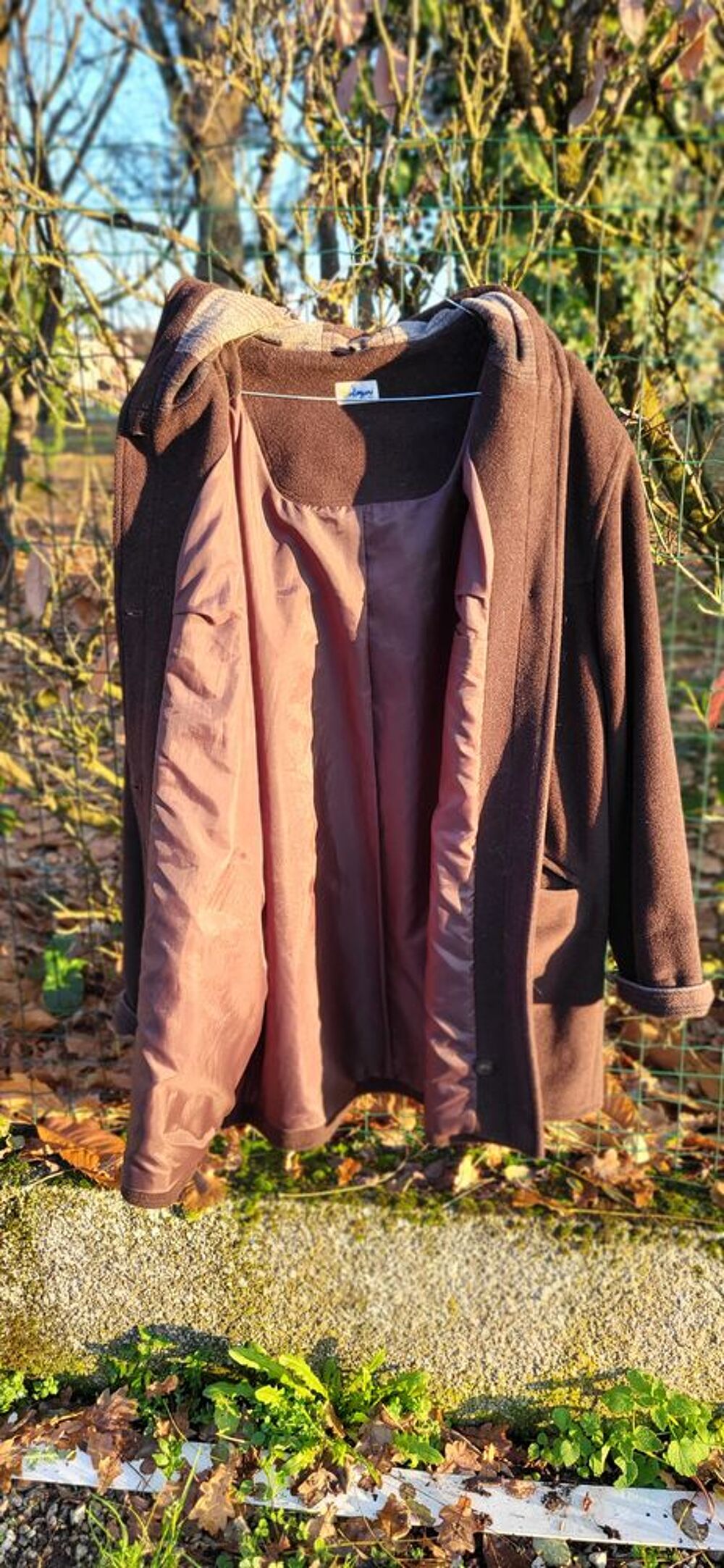 MANTEAU 
Vêtements