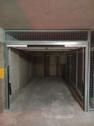  Parking / Garage � louer 12 m�