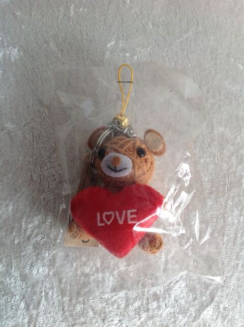 DOO DOLLS PORTE CLÉ NOUNOURS AMOUR AV GRELOT Envoi Possible
2 Trégunc (29)
