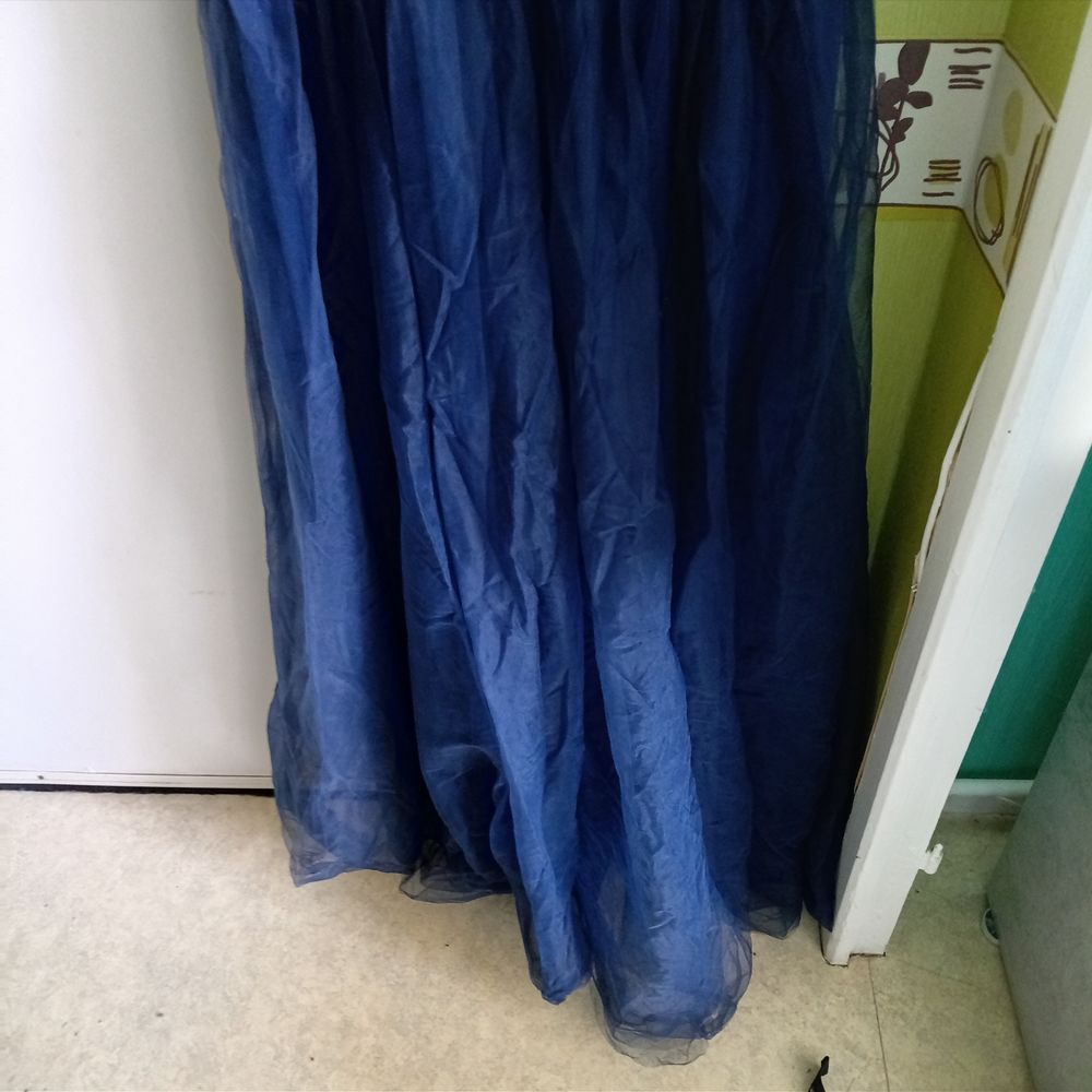 Longue robe femme de soir&eacute;e jamais port&eacute;e Vêtements