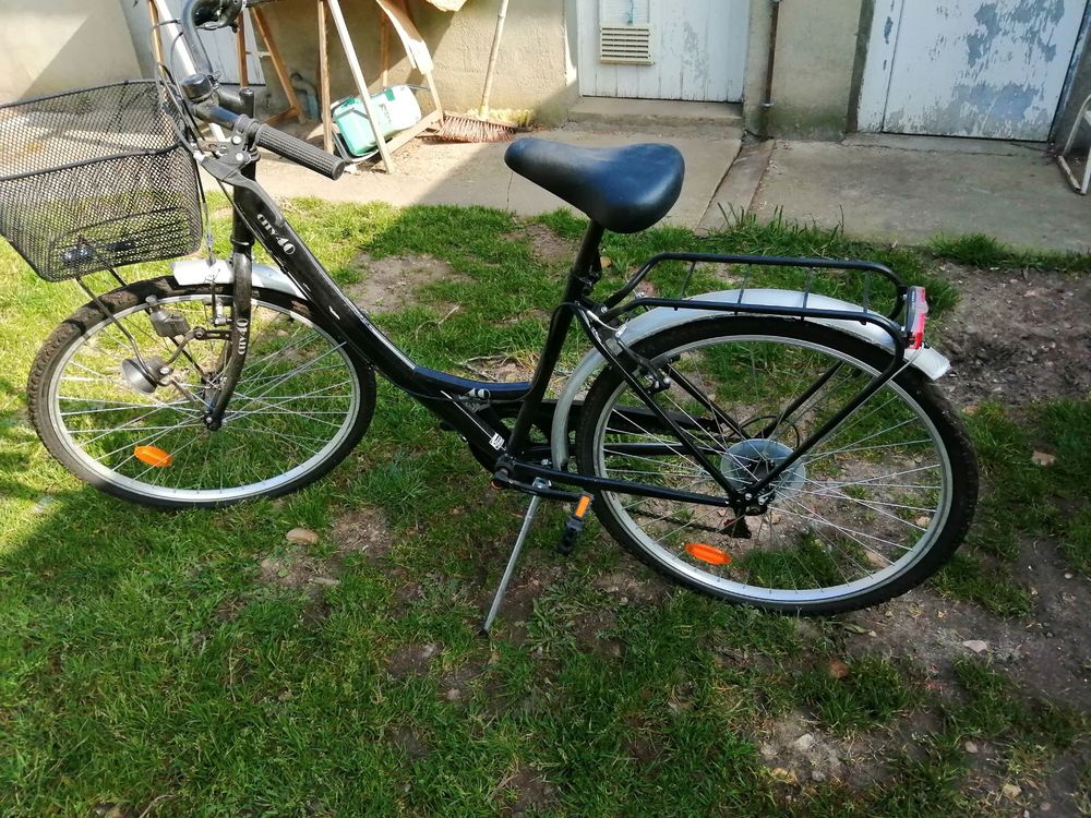V&eacute;lo femme neuf, jamais servi Vélos