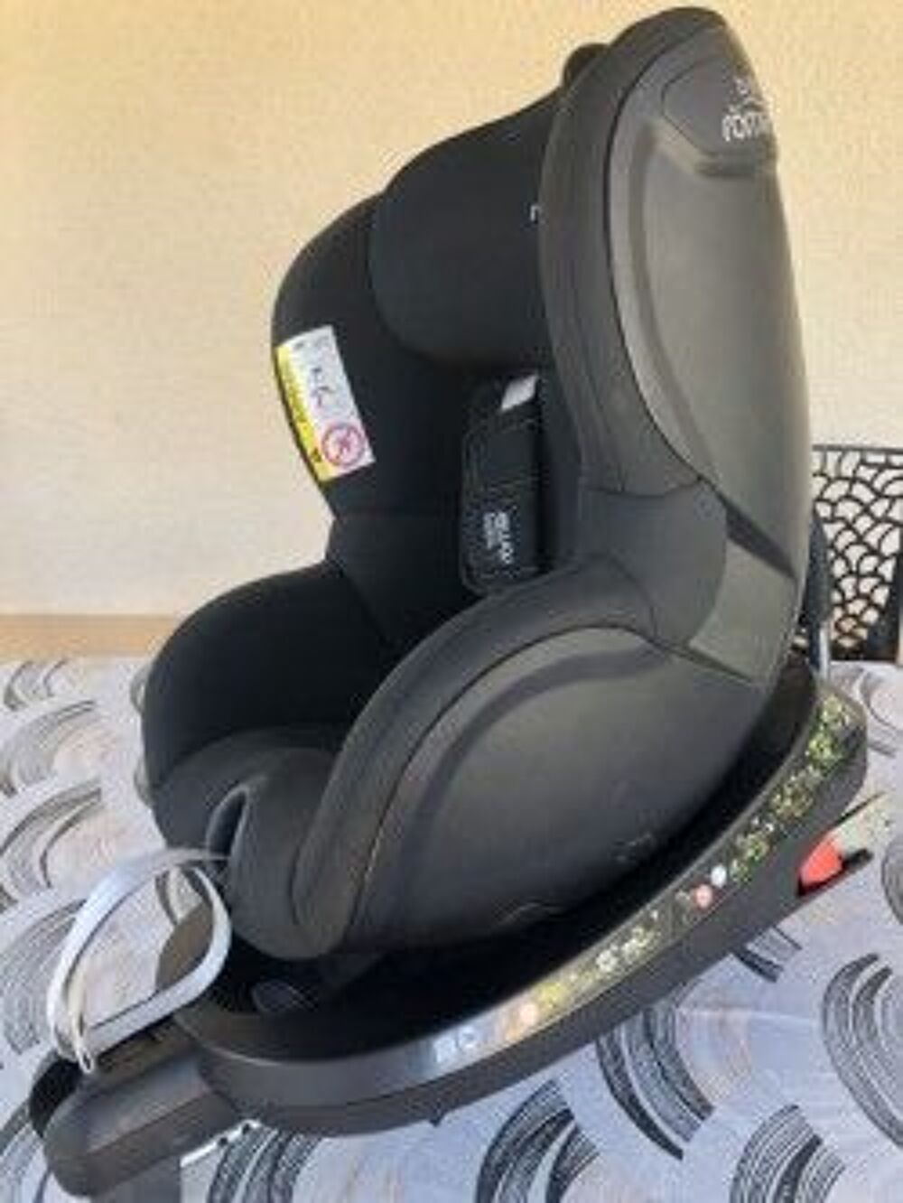 Si&egrave;ge Auto BRITAX R&Ouml;MER 0-4 ans 0-18 kg avec sa base Isofix
Pu�riculture