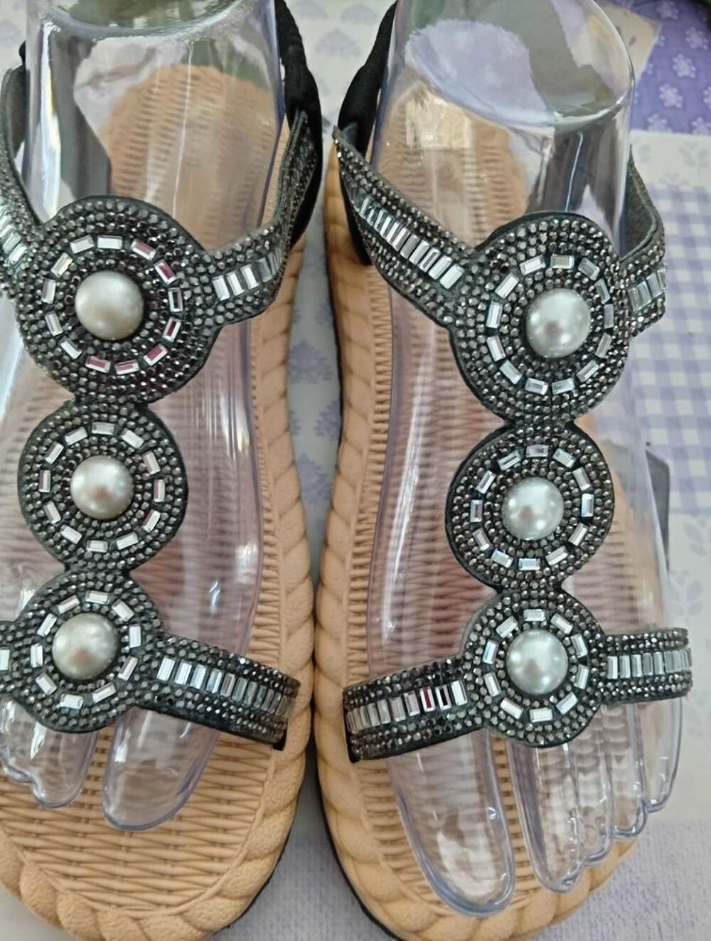 nul pied noir agr&eacute;able port&eacute;e neuf Chaussures