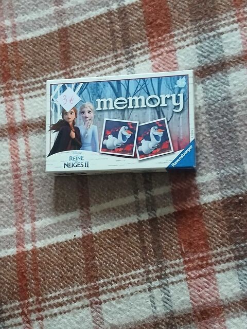jeux+de+soci�t�+memory+reine+des+neige+tr�s+bon+�tat+complet 3 Andance (07)