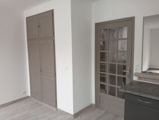  Appartement à louer 3 pièces 69 m²