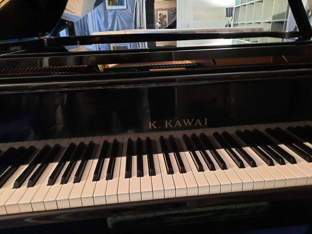 Piano &agrave; queue KAWAI Instruments de musique