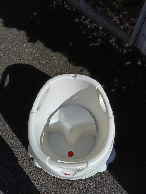 Baignoire pour b�b� OK BABY   20 euros Agde (34)
