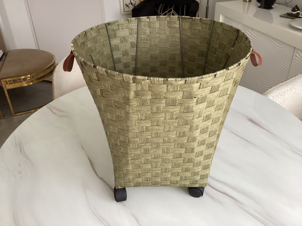 Corbeille &agrave; linge design Meubles