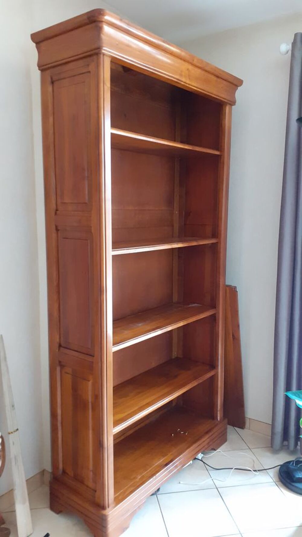 BIBLIOTHEQUE MERISIER MASSIF
5 ETAGERES Meubles