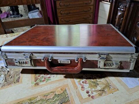 valise couteaux 300 Montceaux-lès-Provins (77)
