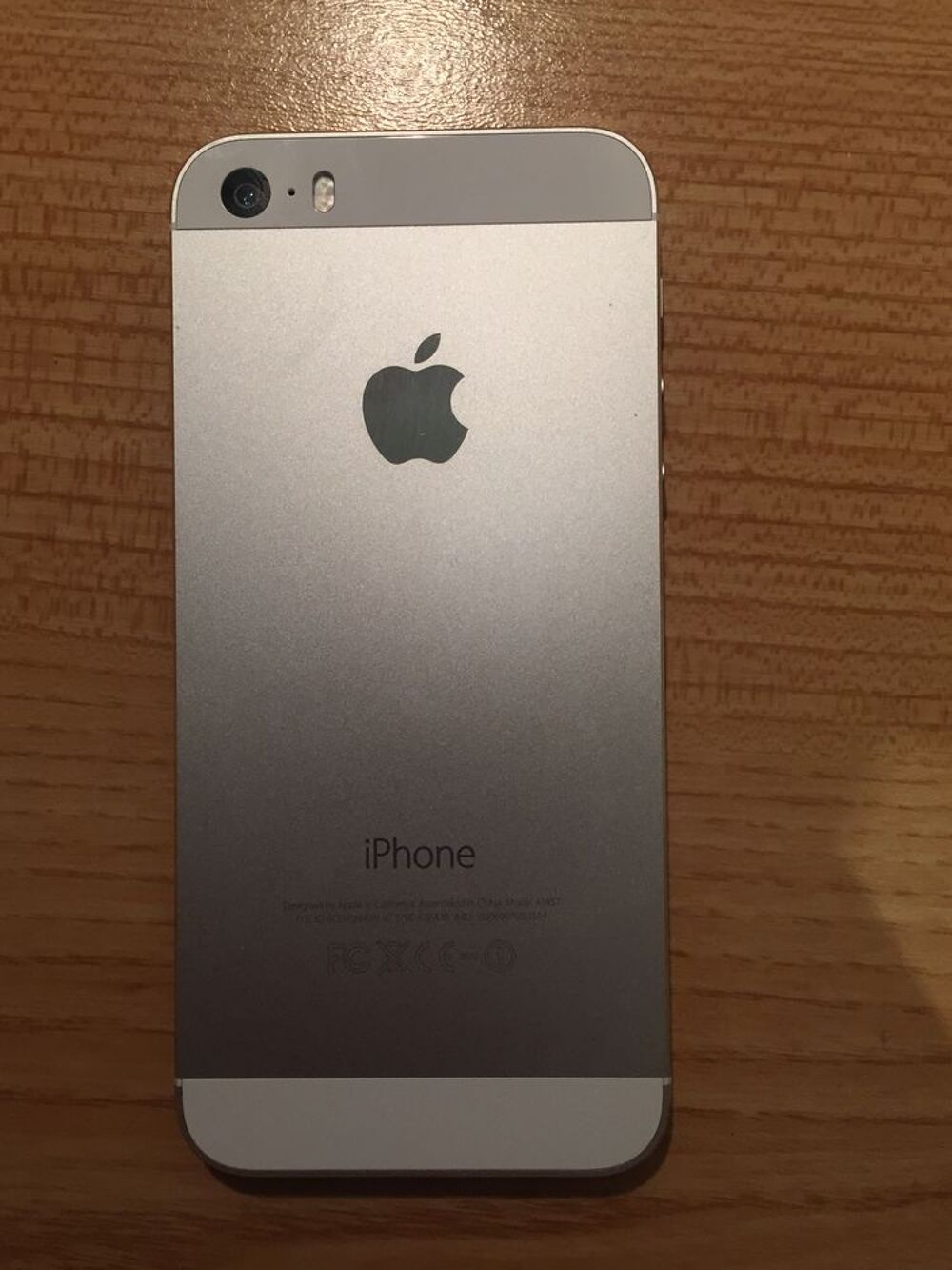 iPhone 5s 16 GO TBE Téléphones et tablettes