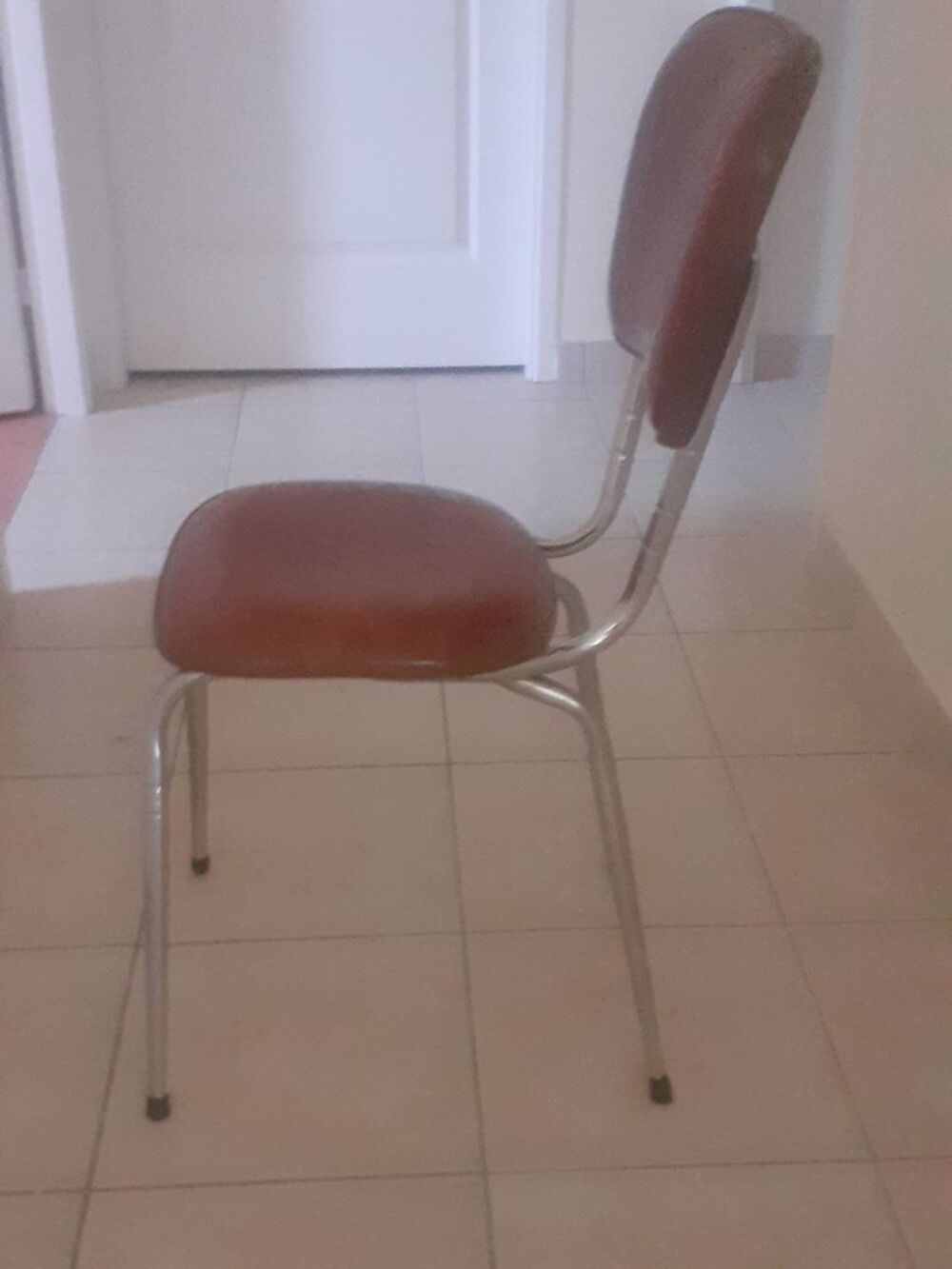 chaise r&eacute;tro Meubles