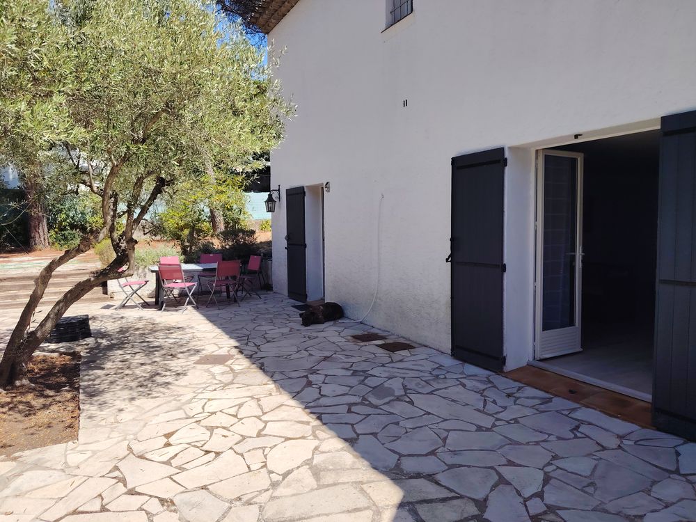   Au calme à proximité Plages et Randonnées Provence-Alpes-Côte d'Azur, Puget-sur-Argens (83480)