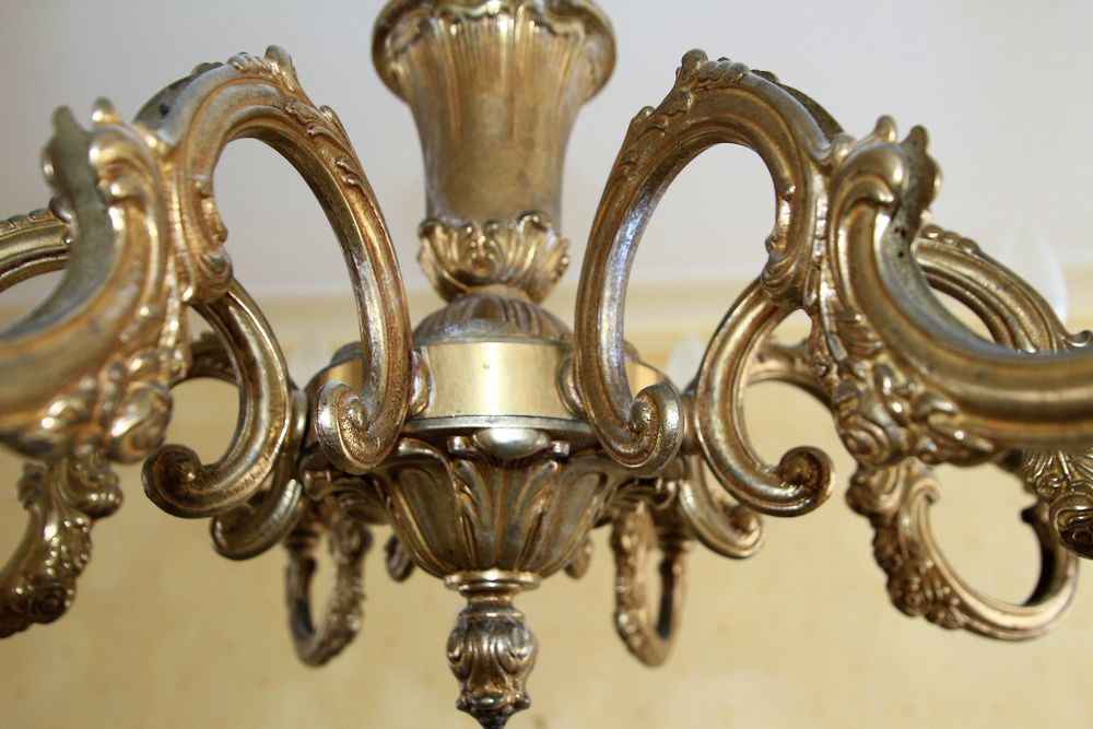 LUSTRE 8 branches en Bronze massif Meubles