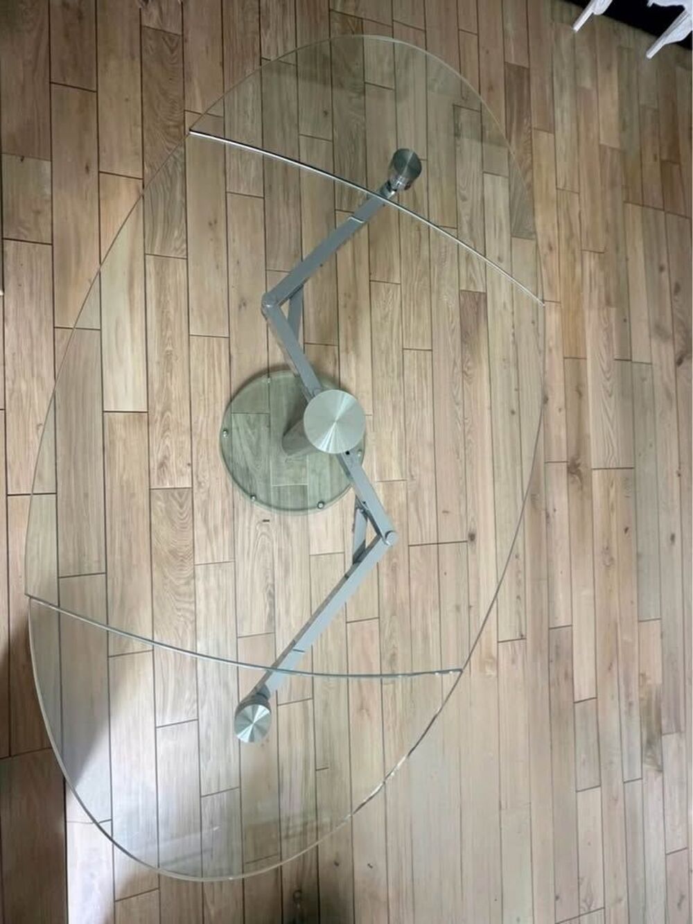 Table &agrave; manger design DIABOLO en verre tremp&eacute; ? extensible Meubles
