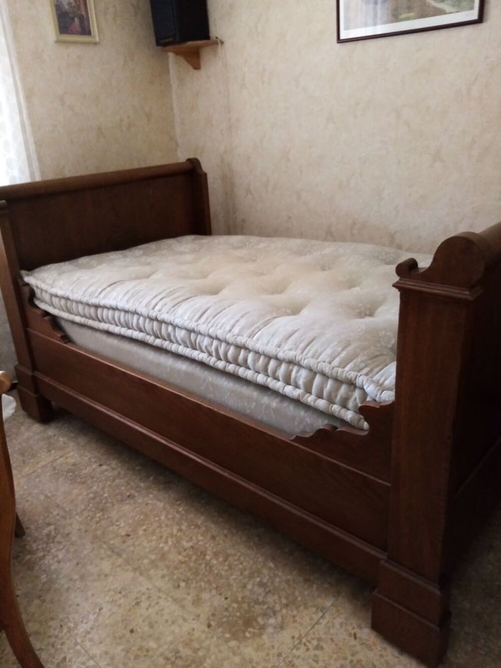 LIT BATEAU EN BOIS ANCIEN TRES BON ETAT+ LITERIE Meubles