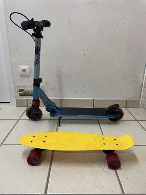 Id�al pour vos cadeaux de no�l Trottinette+SKATE BOARD OXELO 13 Craponne (69)