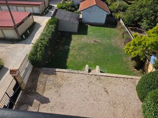  Appartement à louer 4 pièces 100 m²