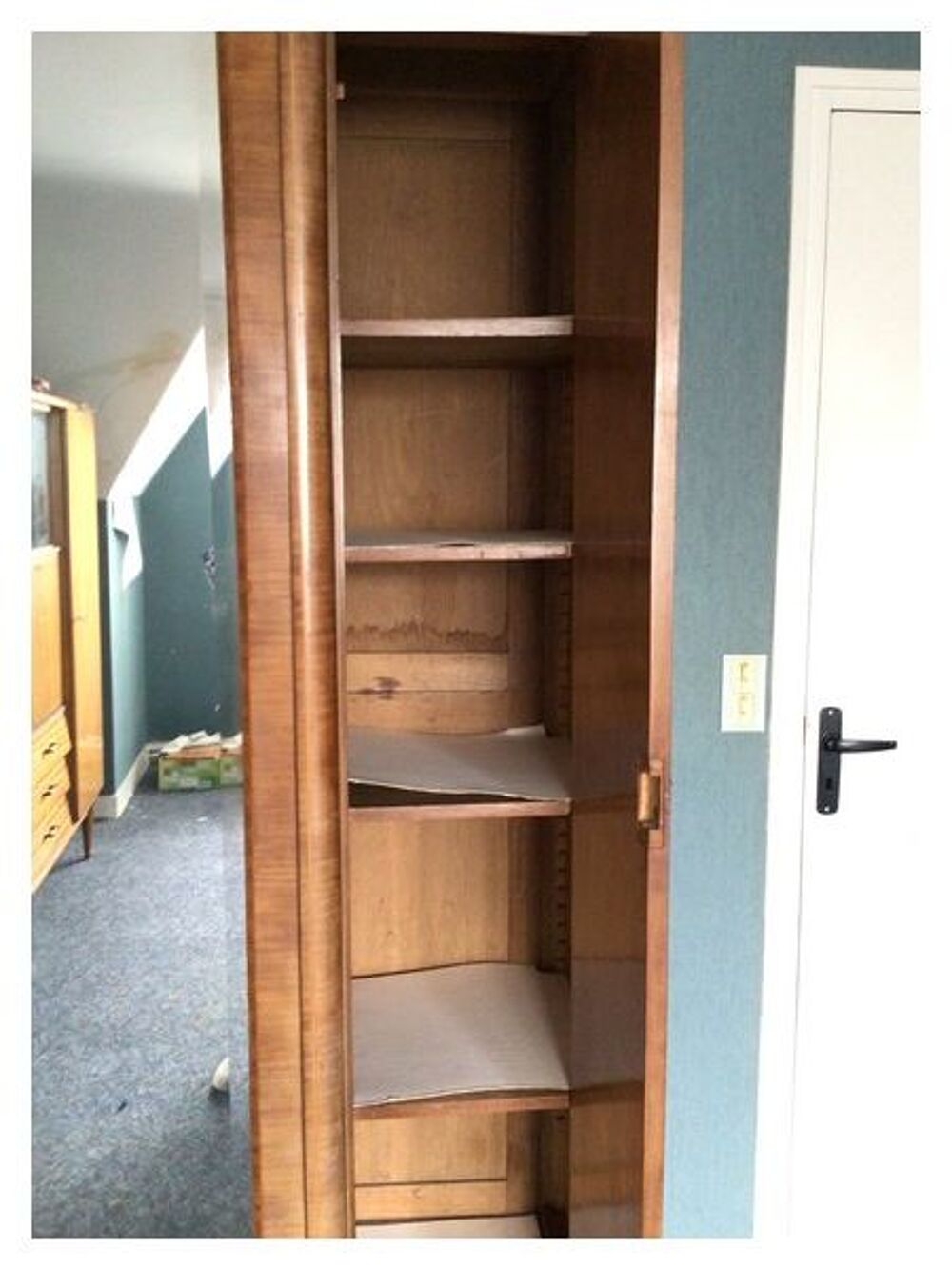 nous donnons cette armoire ann&eacute;e 30/50 Meubles