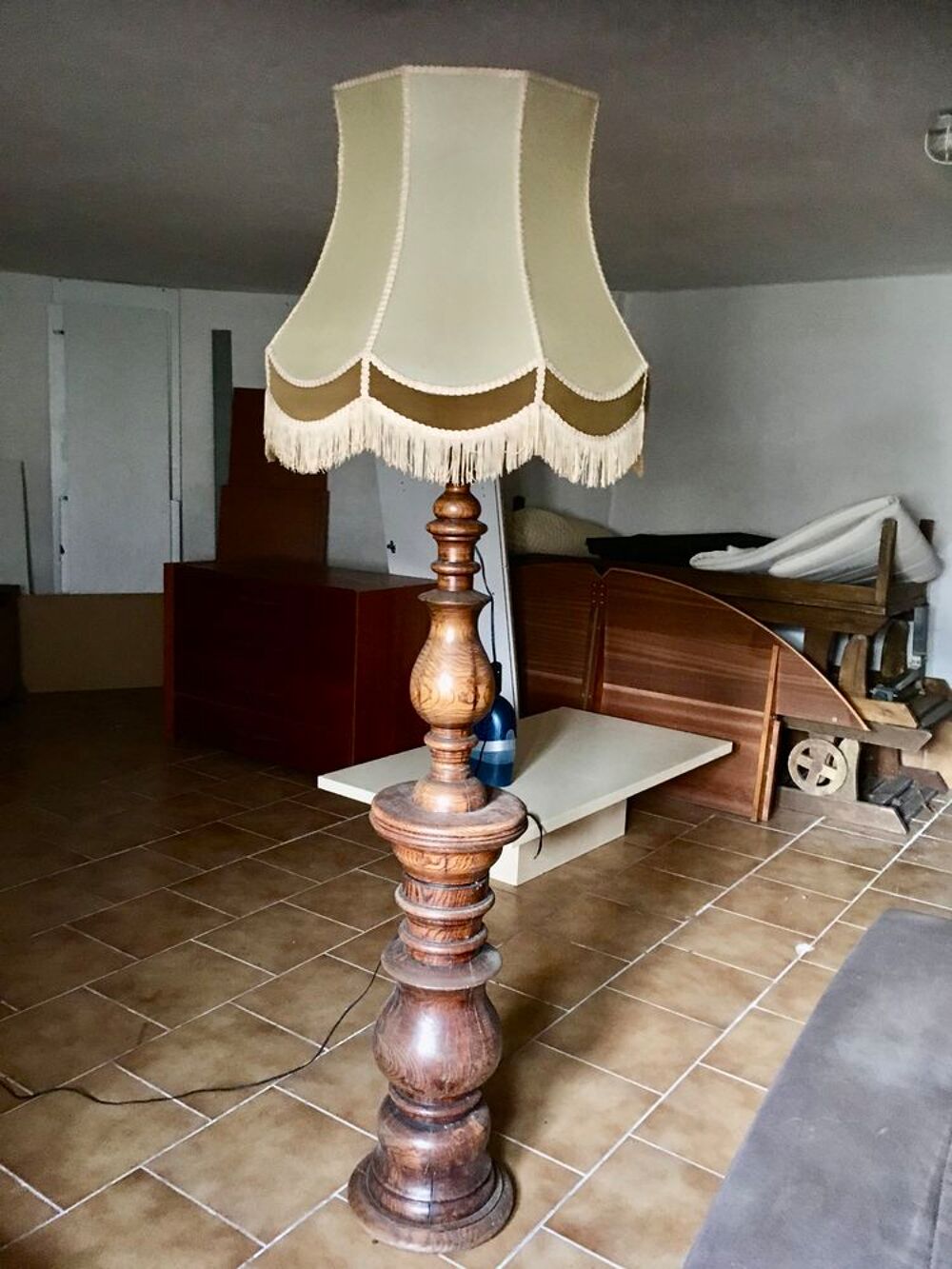 Pied de lampe en ch&ecirc;ne massif Meubles