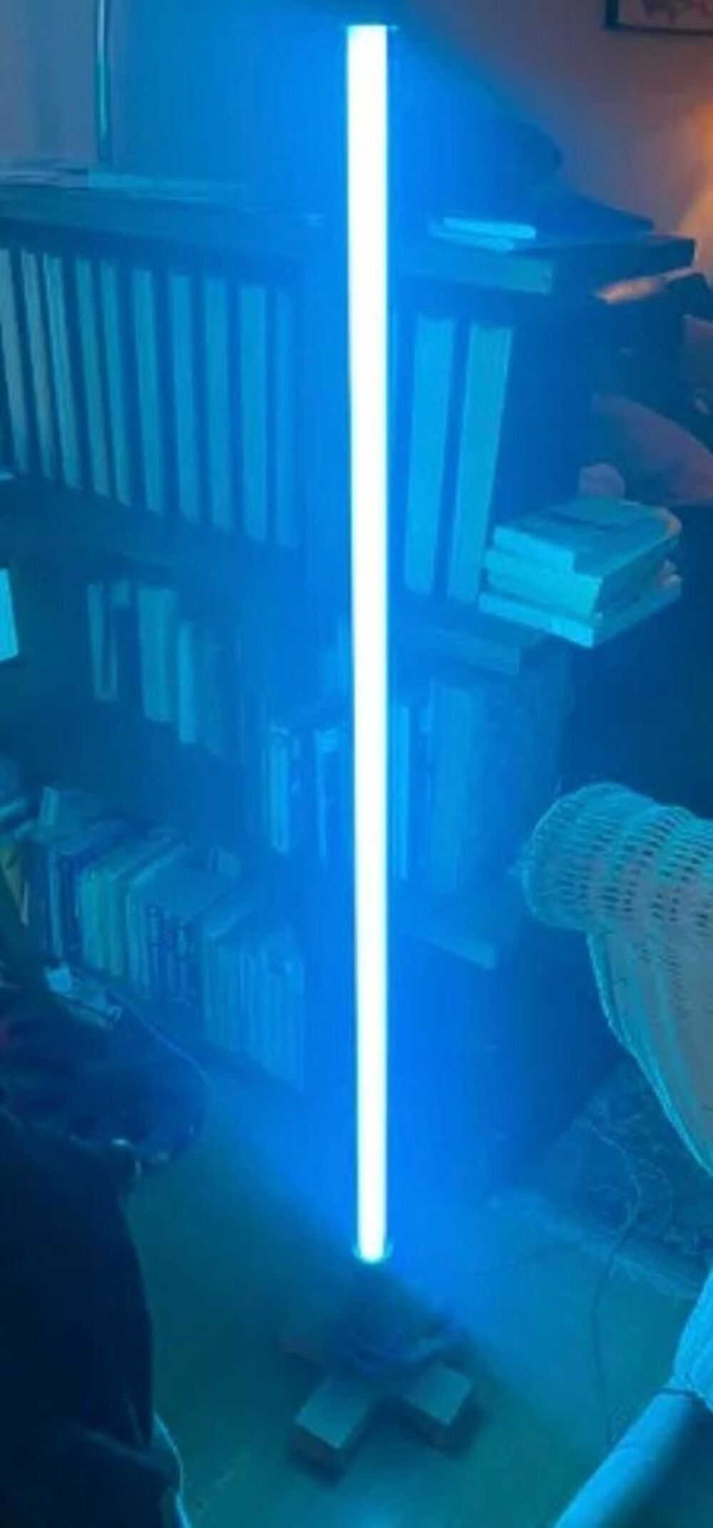 N&eacute;on bleu S&eacute;l&eacute;tti Décoration