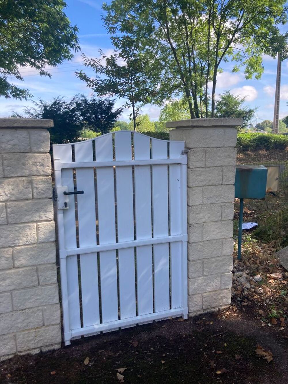 PORTAIL BATTANT EN PVC BLANC (3,46m ) + PORTILLON EN PVC Jardin