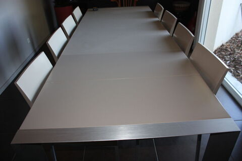 Ensemble table extensible et chaises 480 N�ris-les-Bains (03)