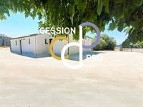   LOCAL COMMERCIAL 290 M² + TERRASSE SUR TERRAIN 2 000 M² – A LOUER A TARASCON FACE AU McDONALD'S 