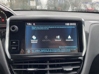 208 5p Signature PureTech 1.2 82 cv 2019 occasion 87280 Limoges