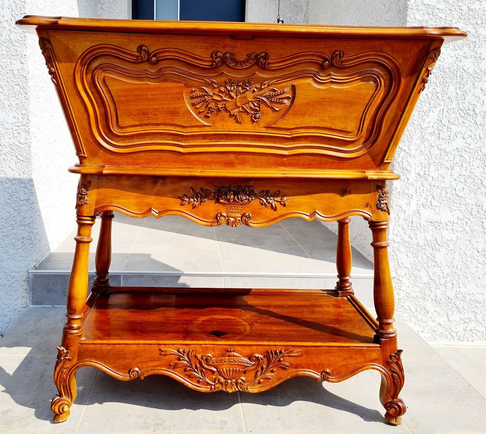 P&eacute;trin meuble TV, bar, style proven&ccedil;al en noyer avec miroir Meubles