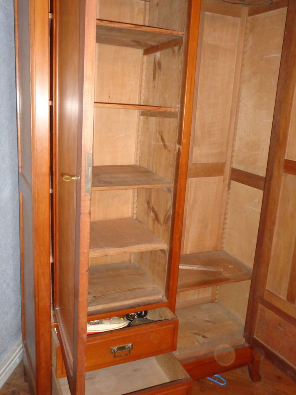Armoire ann&eacute;es 20 Meubles