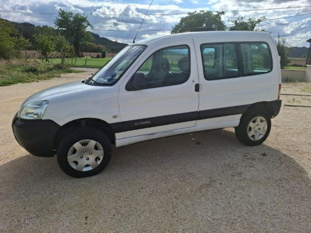 Berlingo BERLINGO 2.0 HDI 90CV DANGEL 4X4 2006 occasion 69320 Feyzin