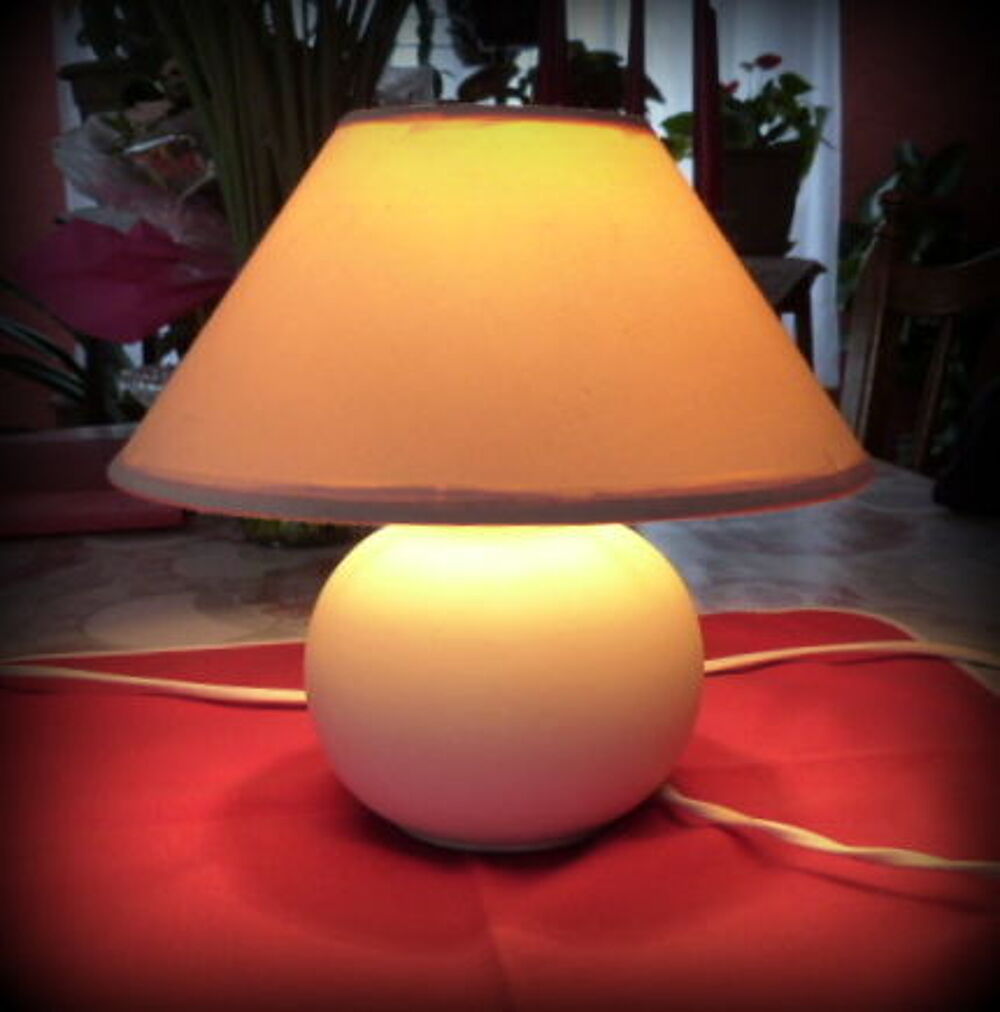 lampe &agrave; poser blanche &agrave; peindre (loisir cr&eacute;atif) Décoration