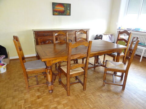 Salle  manger en chne massif
1580 Le Ban-Saint-Martin (57)