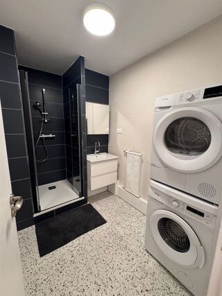  Appartement à louer 4 pièces 66 m²