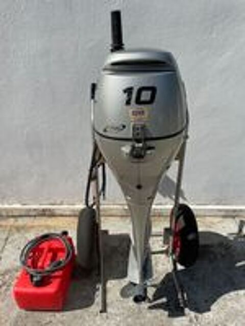  2010 occasion 17390 La Tremblade