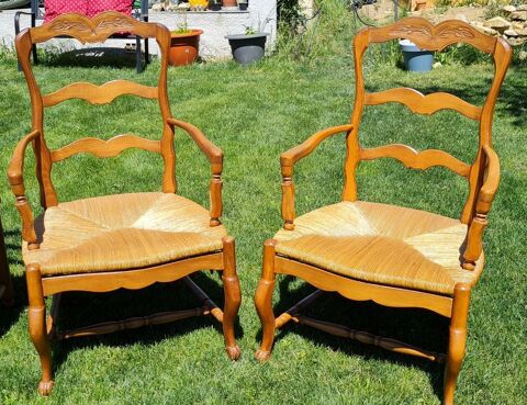 Salon provenal : Radassier 2 places   Paire de fauteuils 350 Saint-Jean-de-Crieulon (30)
