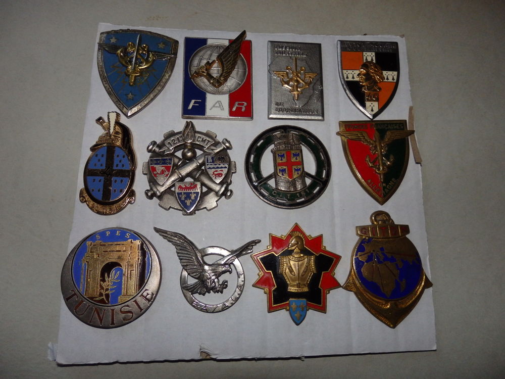 Militaria Insignes armee Fran&ccedil;aise 