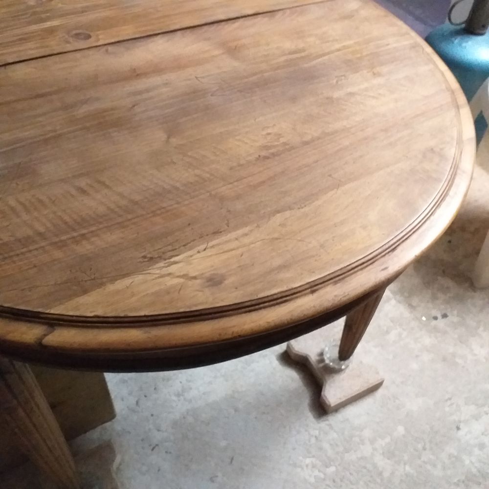 Table Ronde en Bois Massif Style Ancien Meubles