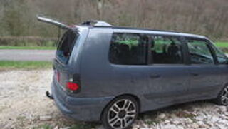 Espace 2.2 DCI - 115 The Race 2002 occasion 25150 Pont-de-Roide