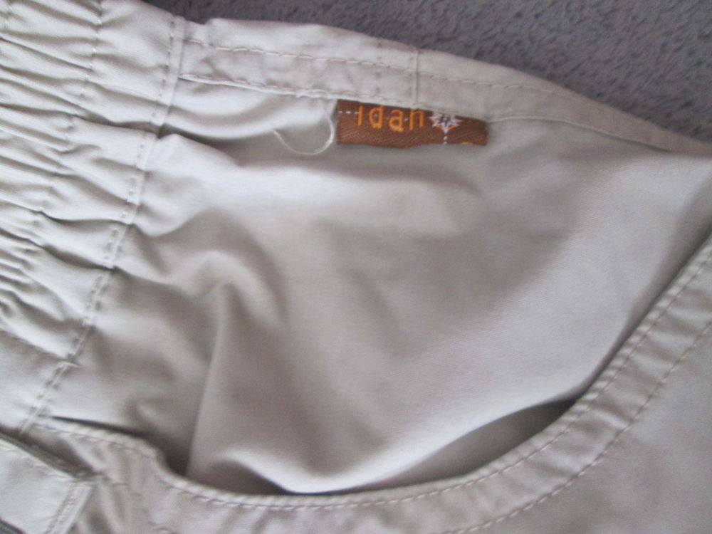 Bermuda gris/beige multipoches homme taille 38/40 Vtements