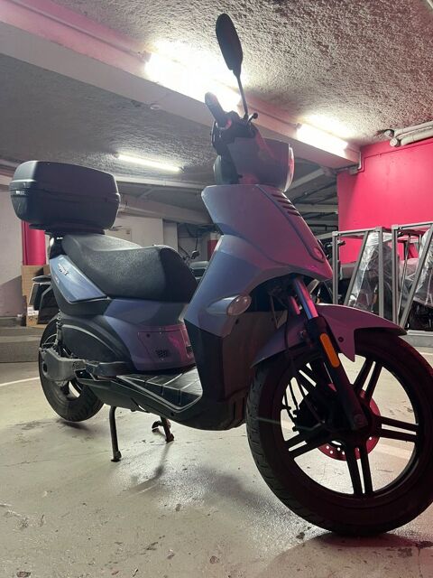 Scooter ZEWAY 2024 occasion Paris 75010