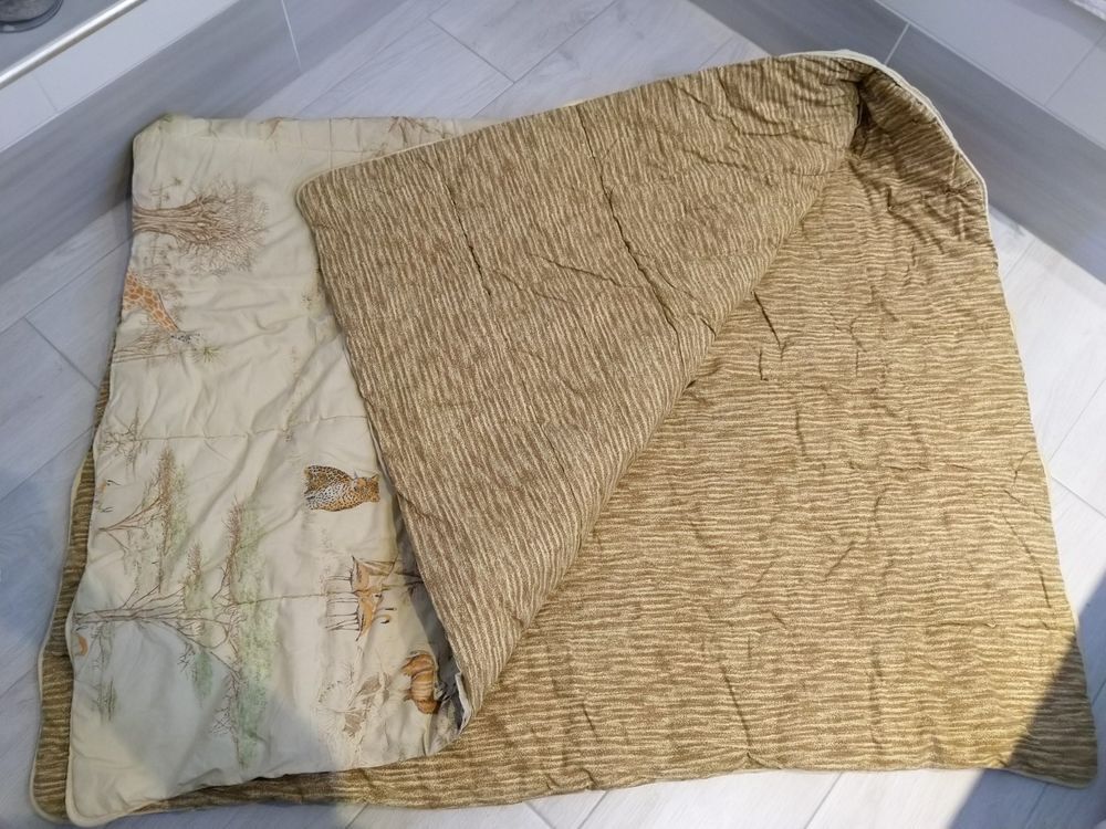 Couette imprim&eacute;e safari
Mobilier enfants